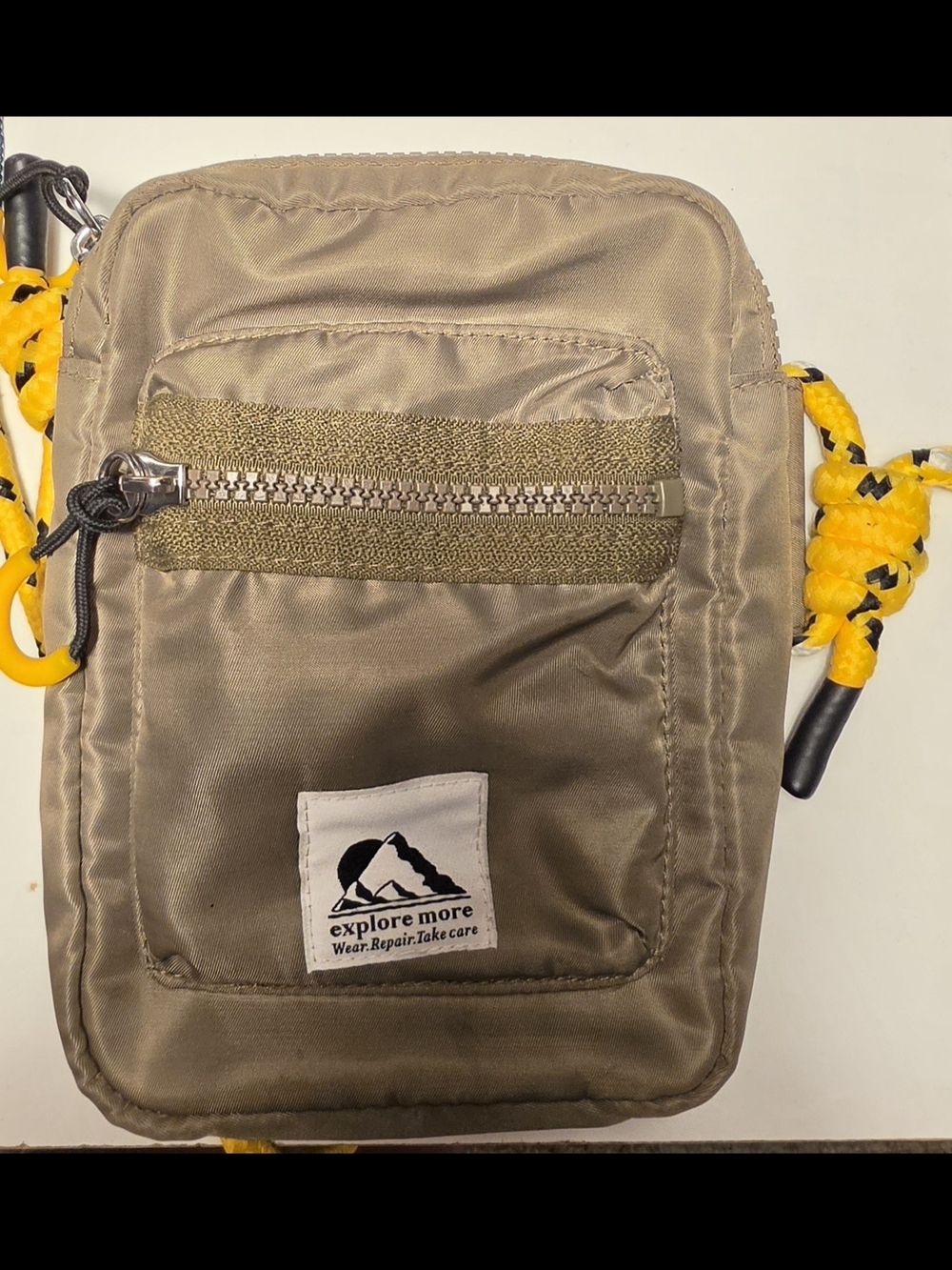 Cross Bag Yellow and Black Reptile Accessory Rope